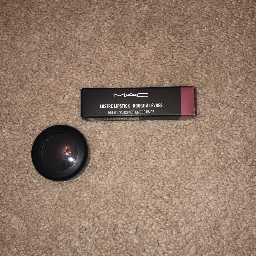 MAC Cosmetics makeup bundle